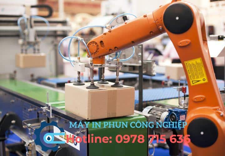 Cánh tay robot sử dụng trong dây chuyền đóng gói