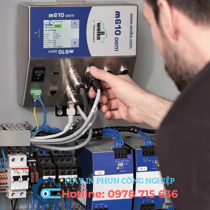 Máy in phun nhiệt VideoJet Wolke M610 4 Máy in phun nhiệt cho hệ thống y tế, dược phẩm